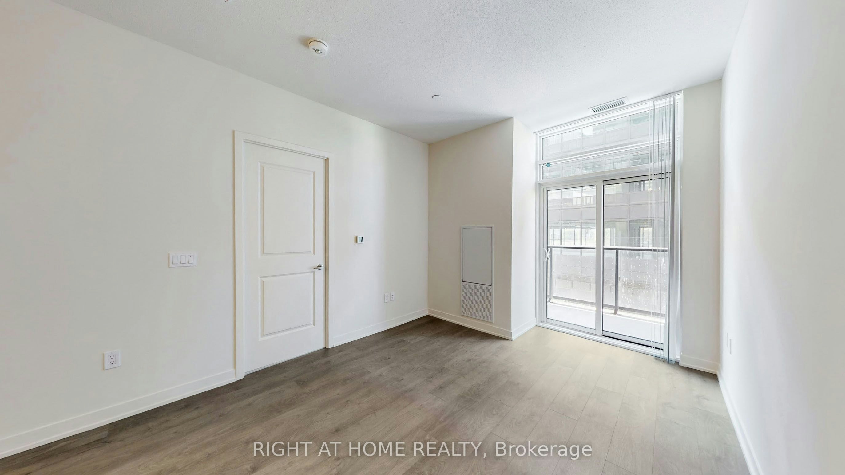 408-38 Annie Craig Drive, Toronto, ON, M8V 0G9 - 4
