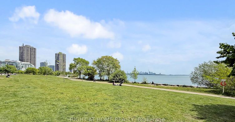 408-38 Annie Craig Drive, Toronto, ON, M8V 0G9 - 19