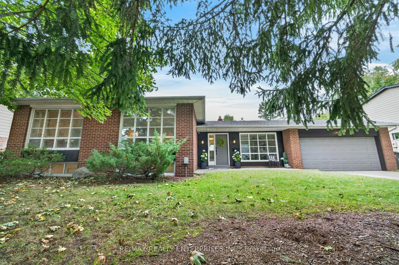829 Terlin Boulevard, Mississauga, ON, L5H 1T1