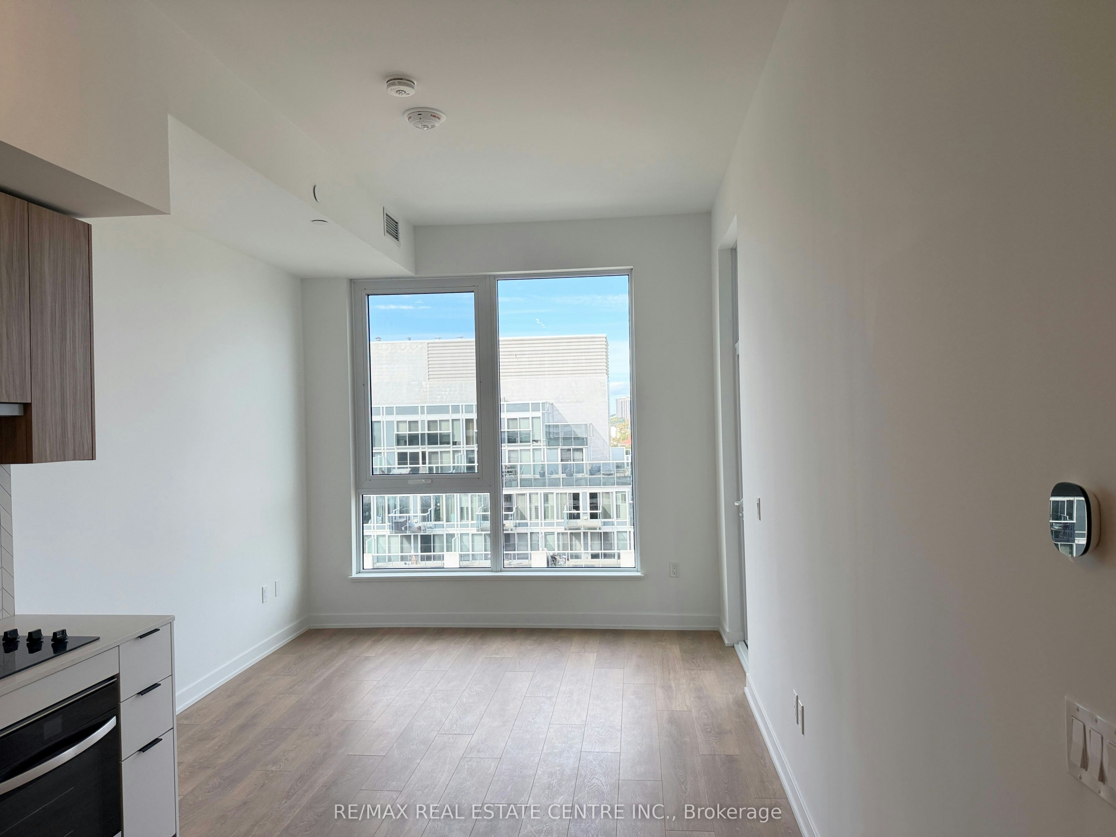 825-1037 The Queensway N/A, Toronto, ON, M8Z 6C7 - 7