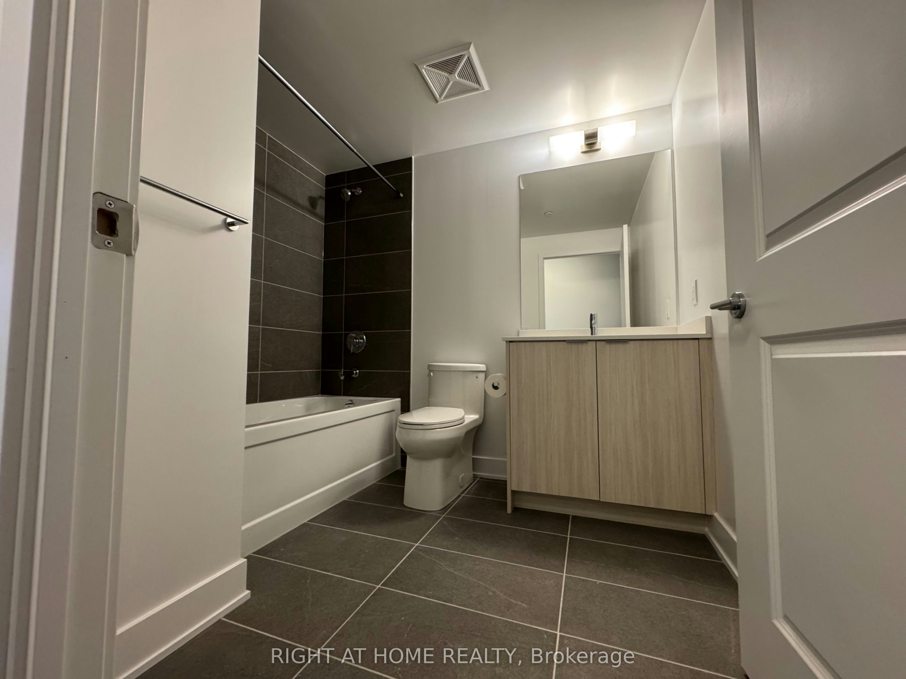 1711A-115 Nipissing Road N, Milton, ON, L9T 1R3 - 17