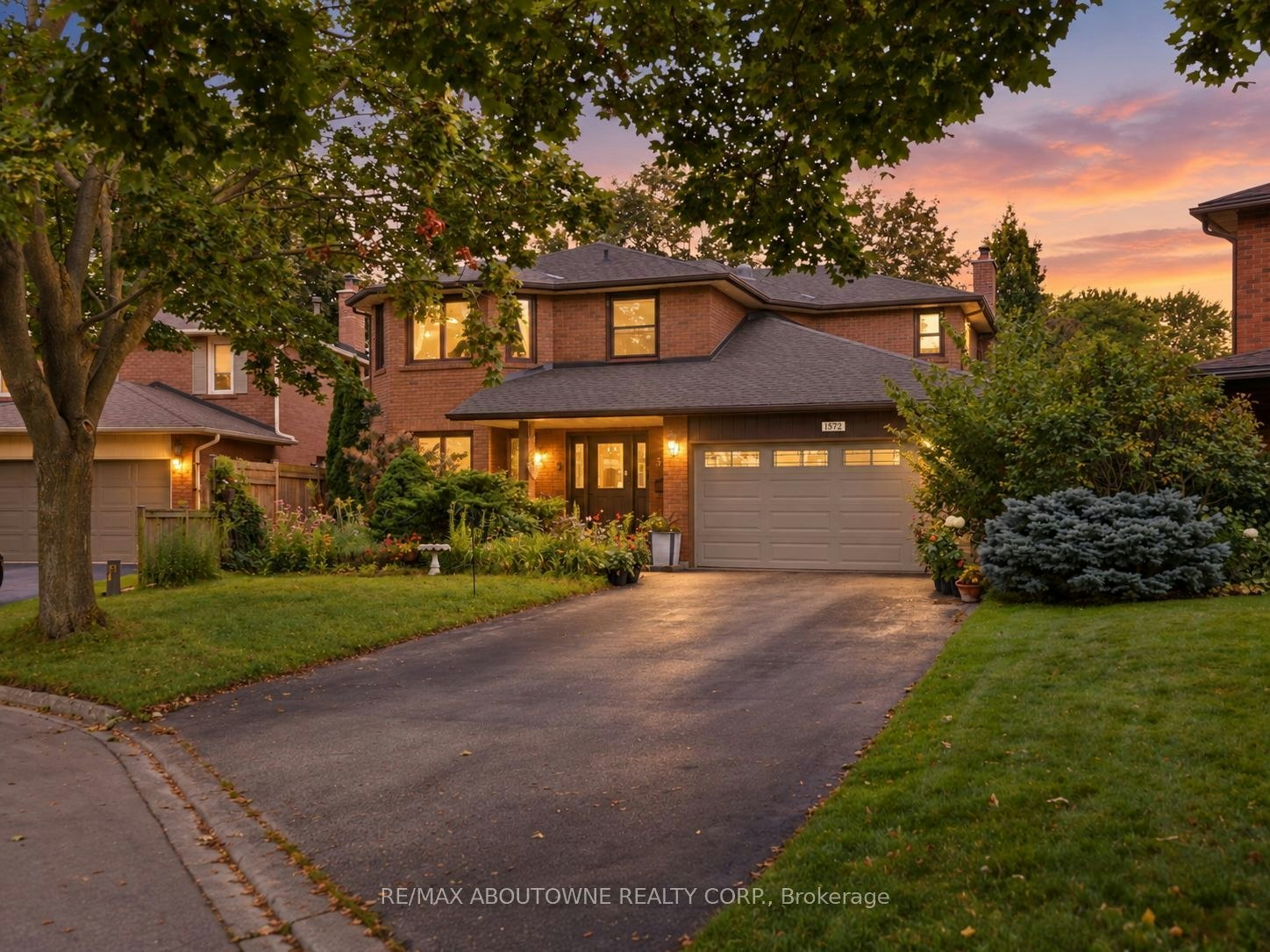 572 Harmony Avenue, Burlington, ON, L7N 3S8