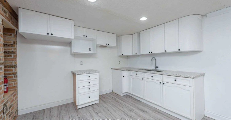 28 Devonshire Drive, Brampton, ON, L6T 3G3 - 6