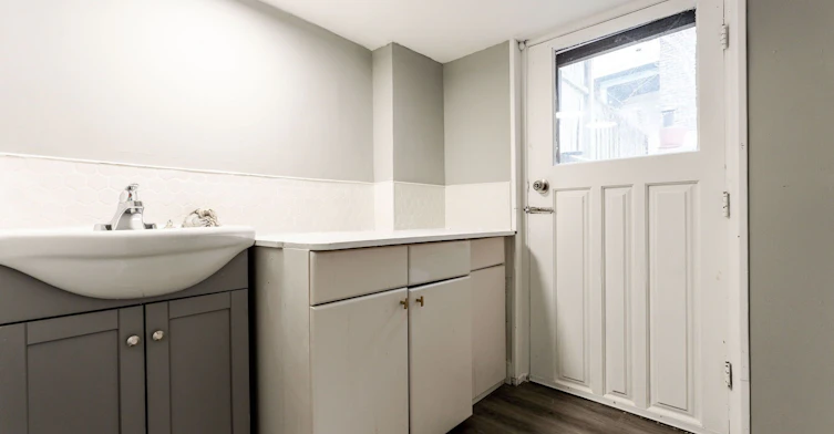 1070 Shaw Street, Toronto, ON, M6G 3N5 - 14