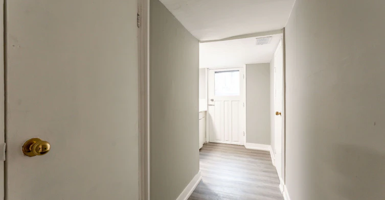 1070 Shaw Street, Toronto, ON, M6G 3N5 - 3