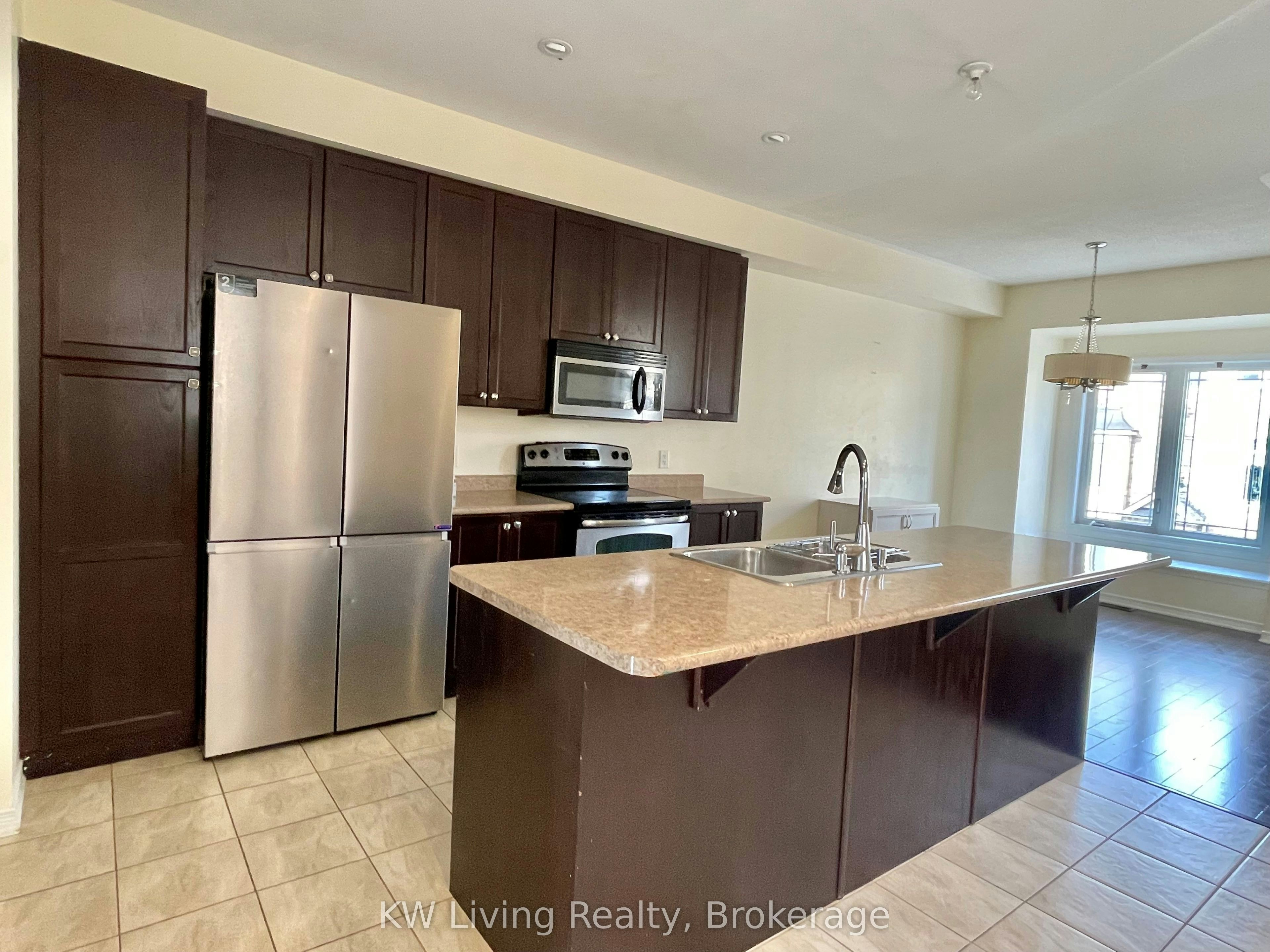 10-6625 Falconer Drive, Mississauga, ON, L5N 0C7 - 2