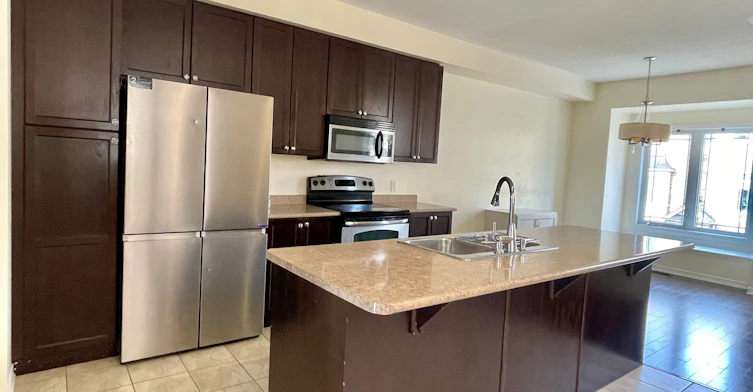 10-6625 Falconer Drive, Mississauga, ON, L5N 0C7 - 2