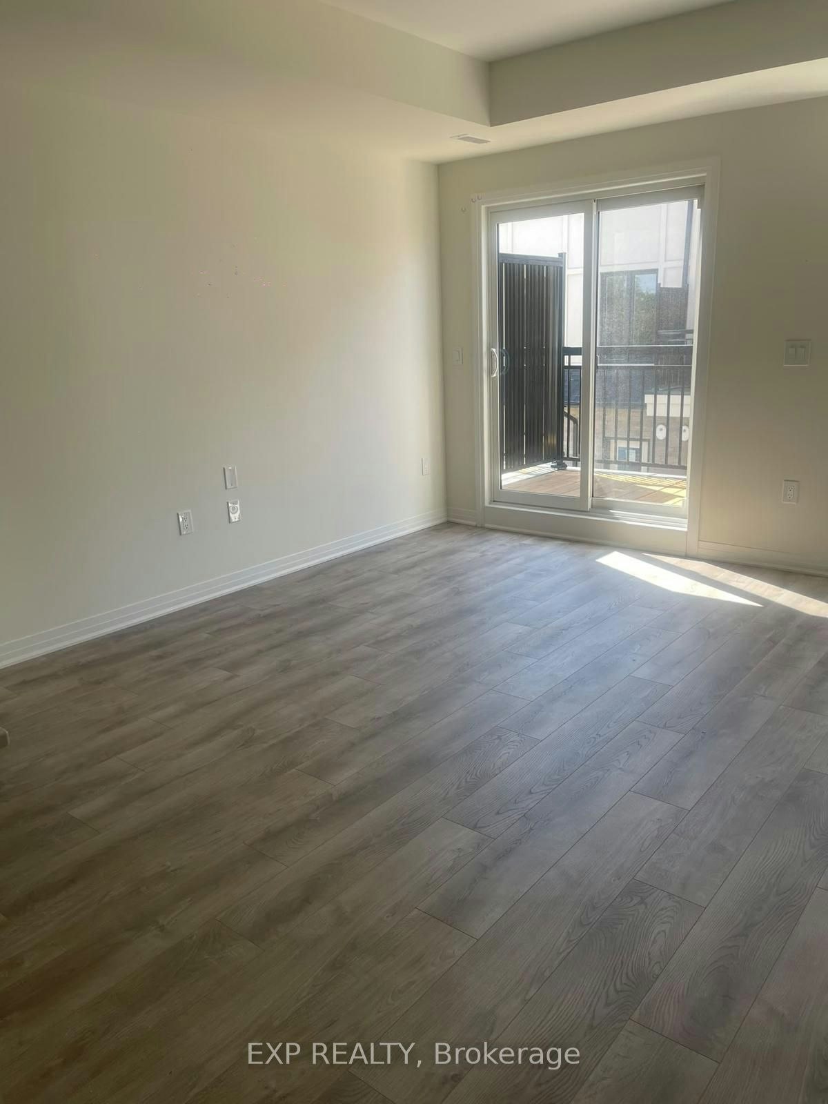 9-726 Front Royal Street, Mississauga, ON, L4Y 0C8 - 8