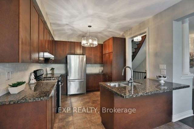 2209 Blackbird Court, Oakville, ON, L6M 5E6 5