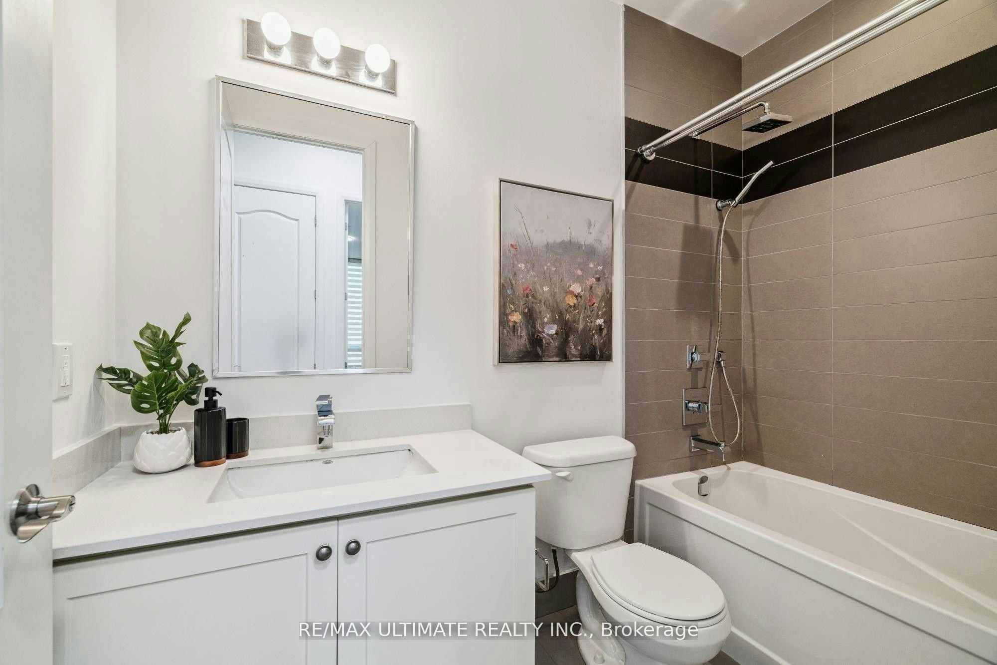 110-2480 Prince Michael Drive, Oakville, ON, L6H 0H1 - 24