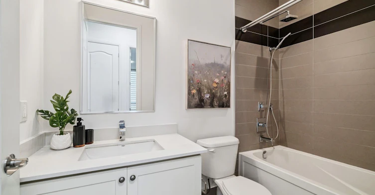 110-2480 Prince Michael Drive, Oakville, ON, L6H 0H1 - 24