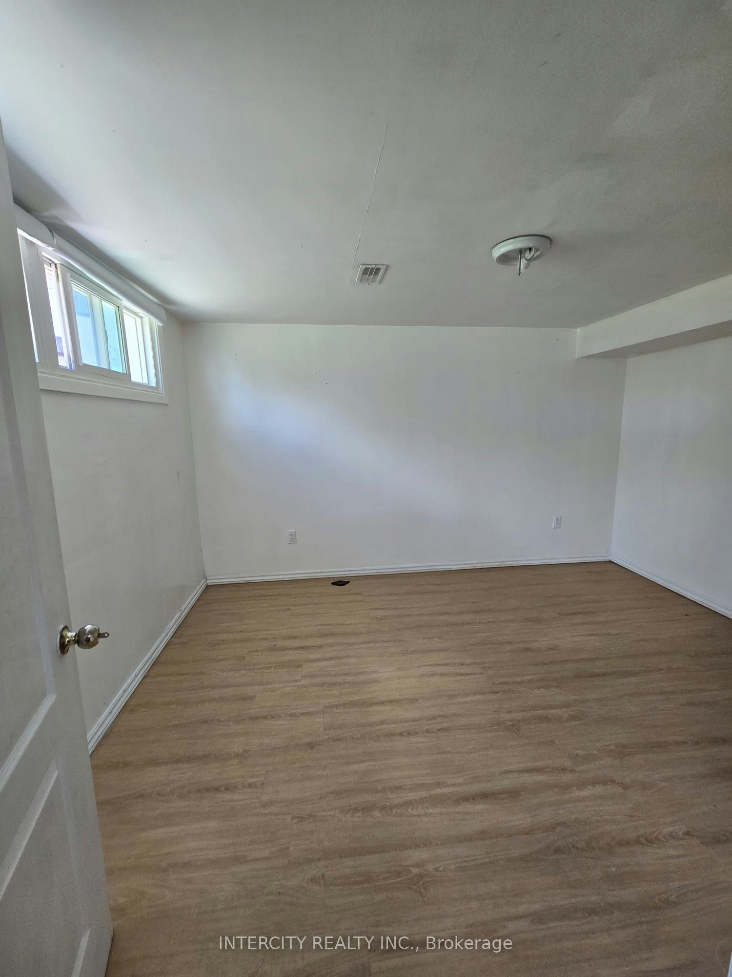 Basement-61 Hardwick Court, Toronto, ON, M9C 4G5 - 5