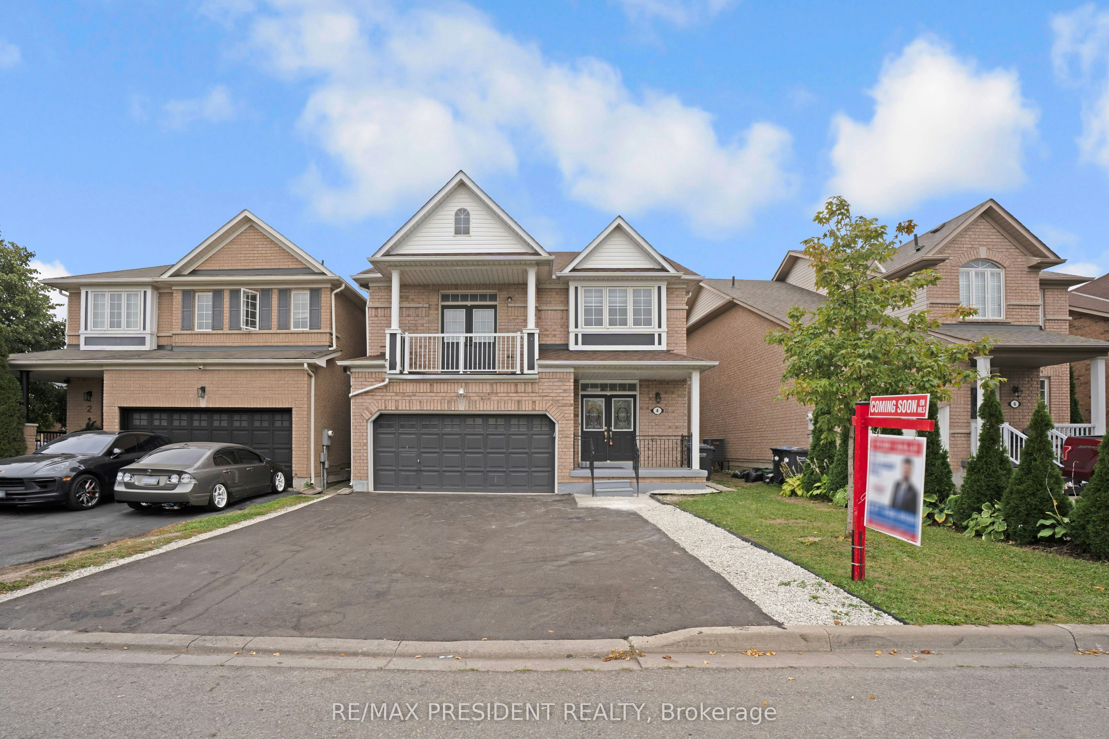 4 Chalkfarm Crescent, Brampton, ON, L7A 3V8
