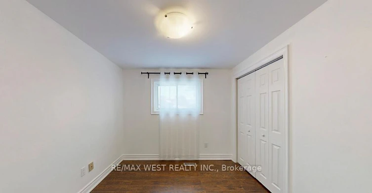 194 Sewell Drive, Oakville, ON, L6H 1E4 - 16