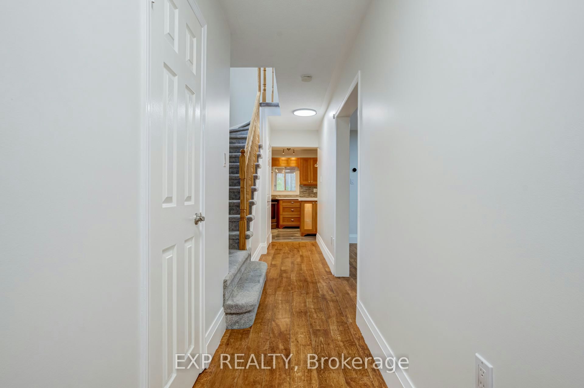2993 Gulfstream Way, Mississauga, ON, L5N 6J8 - 6