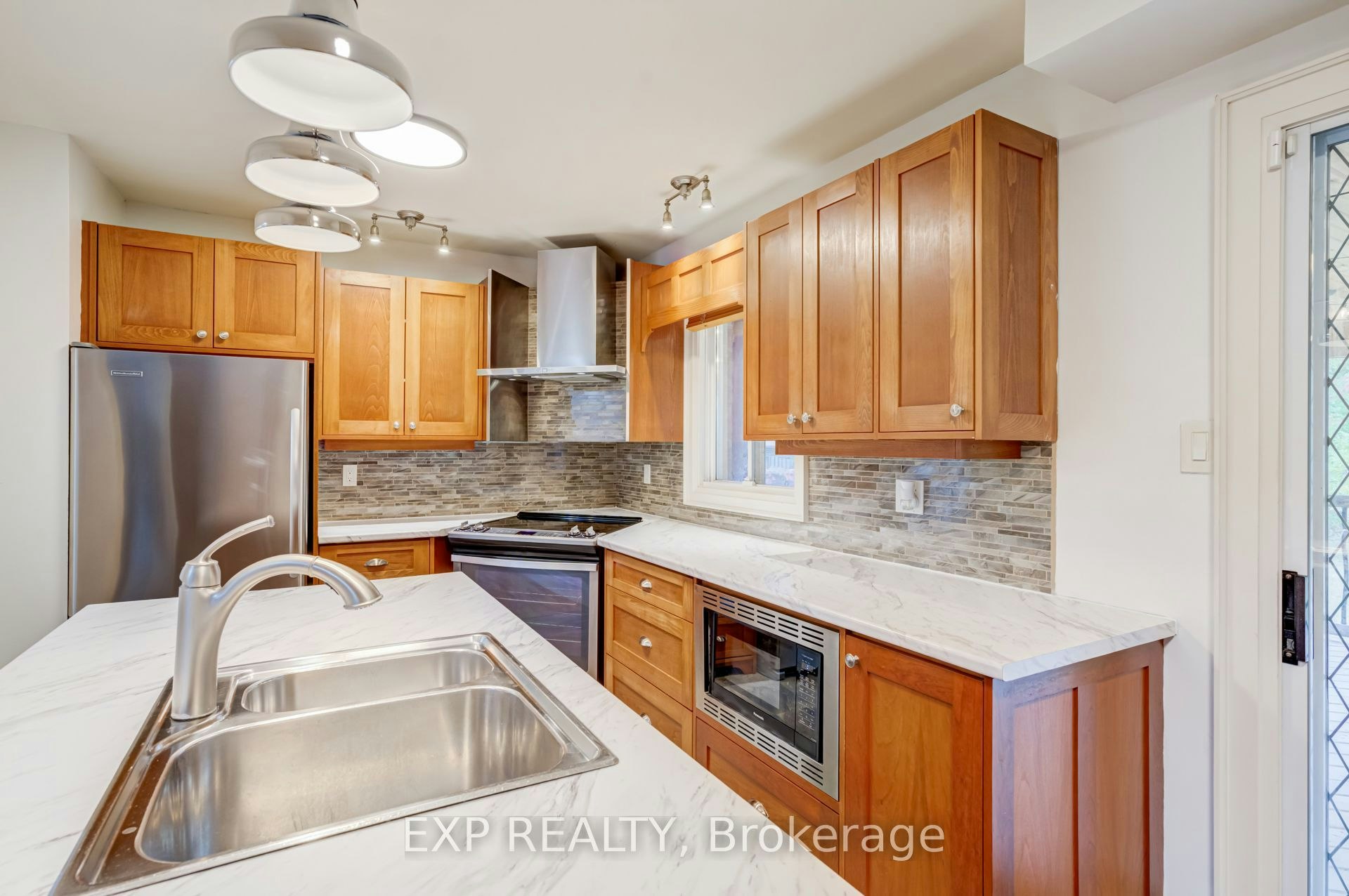 2993 Gulfstream Way, Mississauga, ON, L5N 6J8 - 13