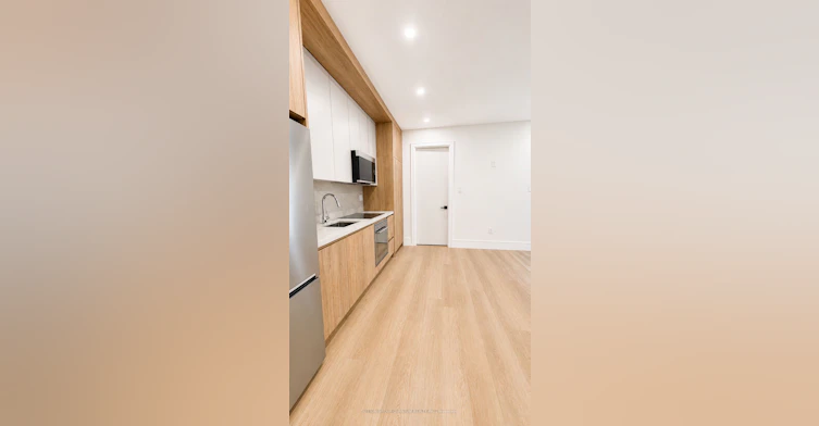 #4-43 Elmwood Avenue N, Mississauga, ON, L5G 3K1 - 13
