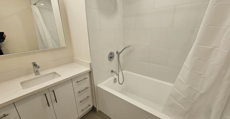 2nd Floor-3293 Dundas Street W, Toronto, ON, M6P 2A5 - 10
