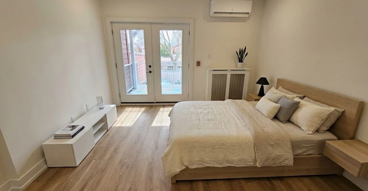 2nd Floor-3293 Dundas Street W, Toronto, ON, M6P 2A5 - 6