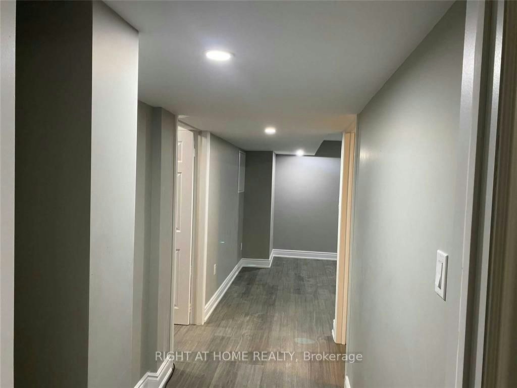 608 Wettlaufer (Bsmnt) Terrace, Milton, ON, L9T 8N1 - 12