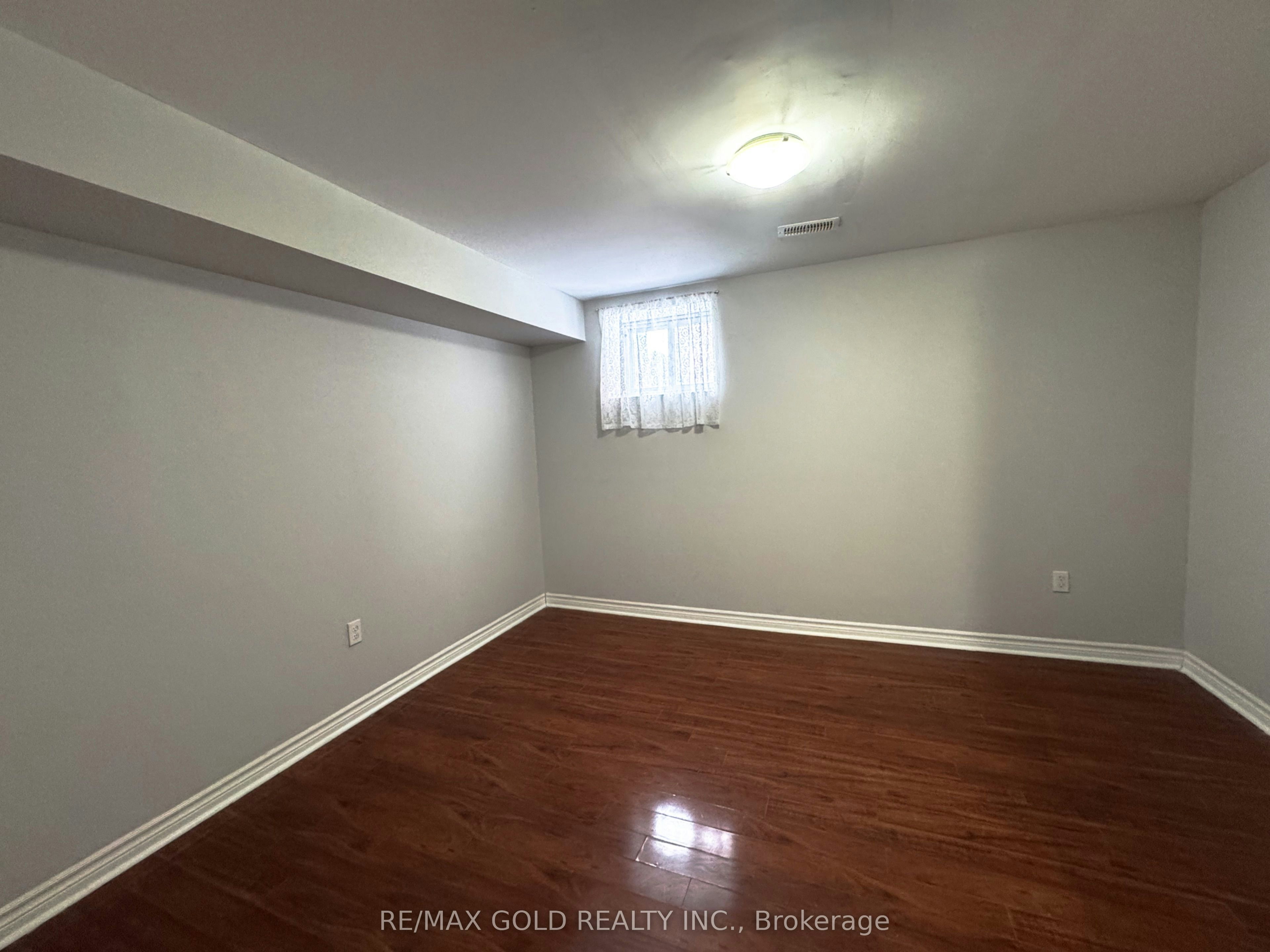 Basemnt-12 Lillian Crescent, Brampton, ON, L6R 3P9 - 5