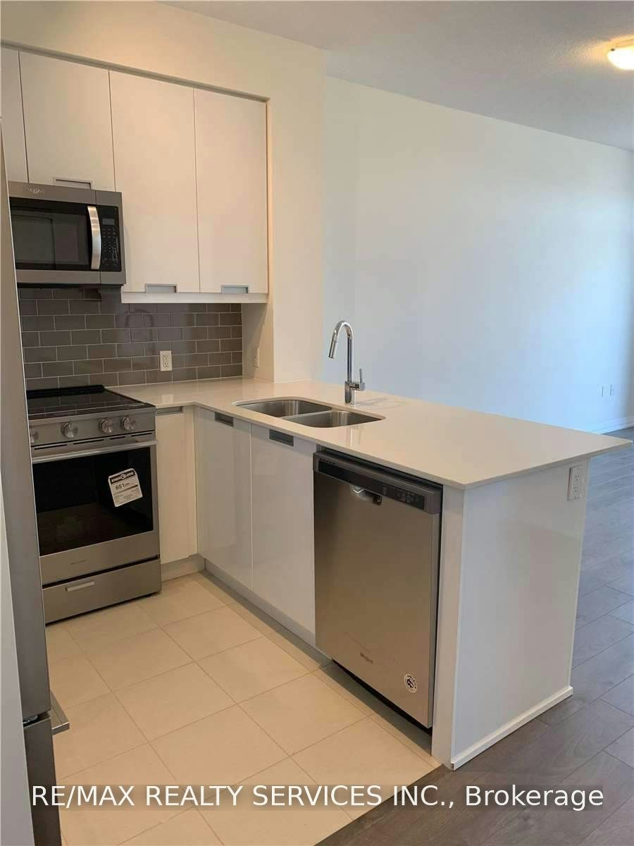 1512-35 Watergarden Drive, Mississauga, ON, L5R 0G8 - 5