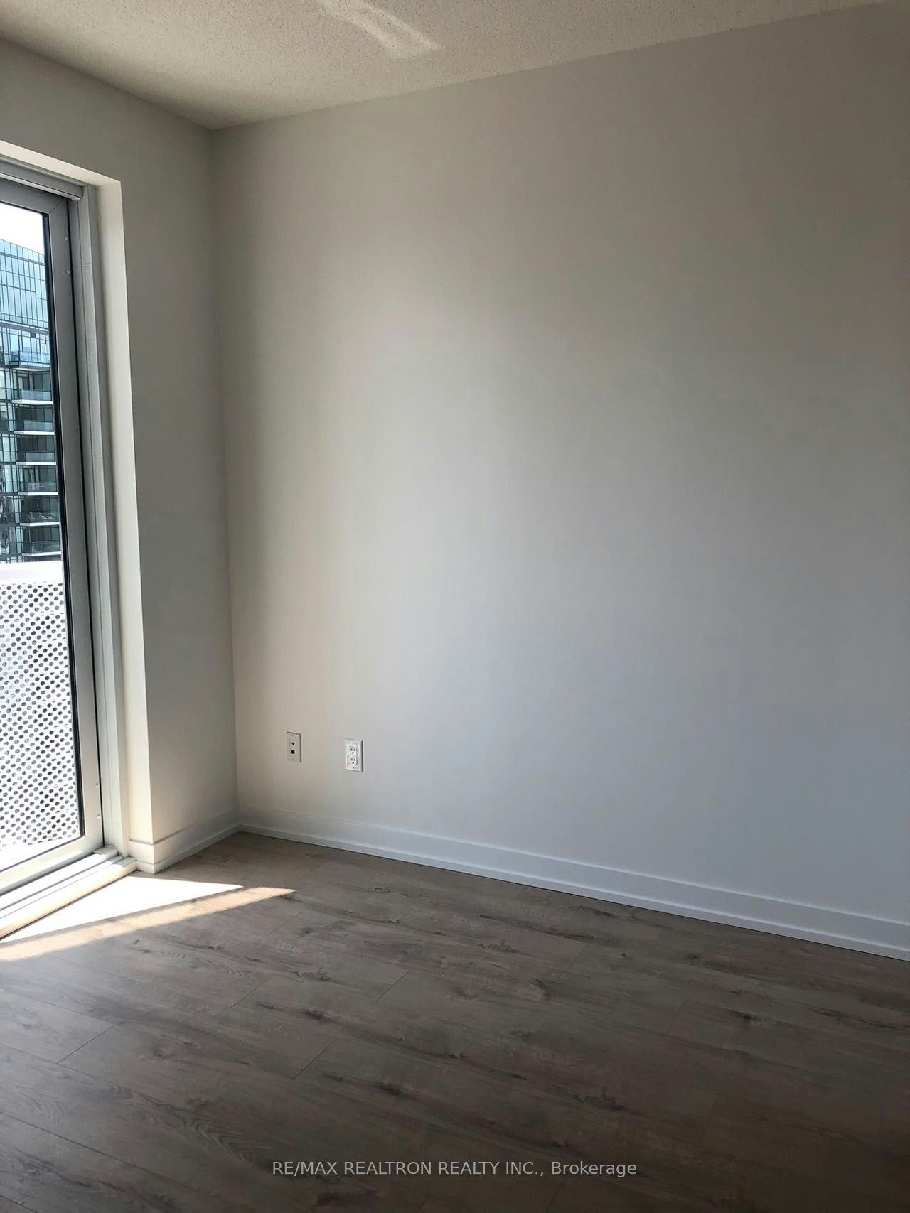 3301-4065 Confederation Parkway, Mississauga, ON, L5B 0L4 - 7