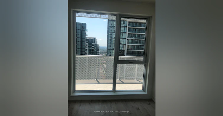 3301-4065 Confederation Parkway, Mississauga, ON, L5B 0L4 - 4