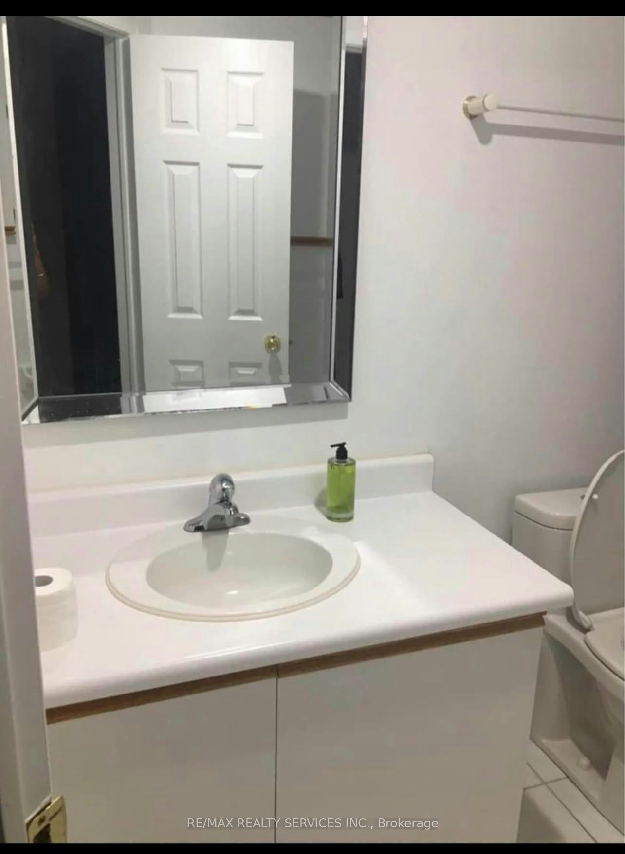 17 Piane Avenue, Brampton, ON, L6Y 4Y7 - 6