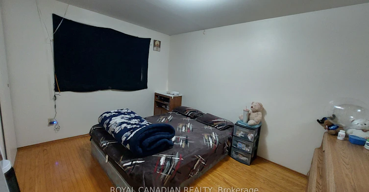 3677 Woodruff Crescent, Mississauga, ON, L4T 1T8 - 12