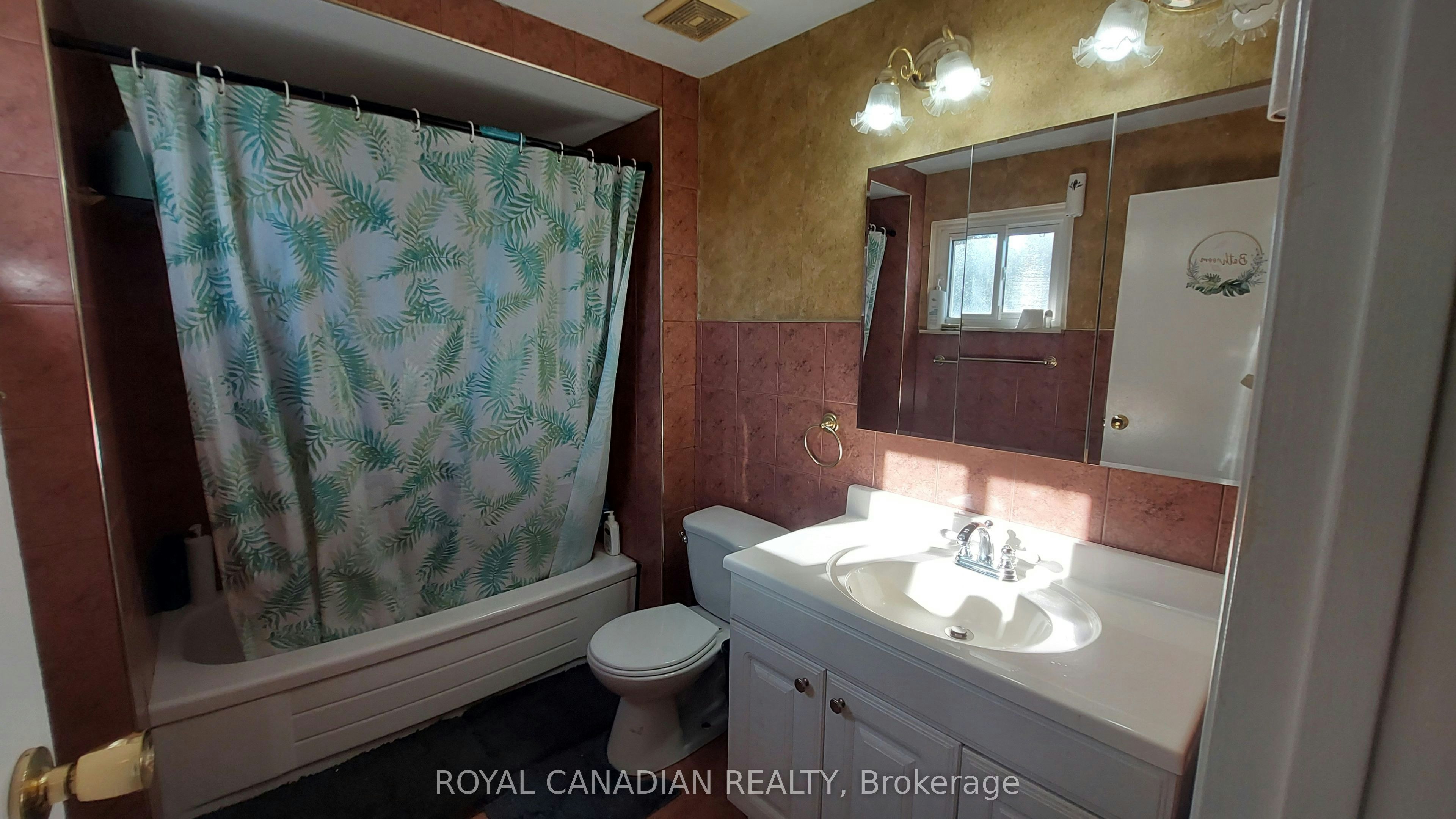 3677 Woodruff Crescent, Mississauga, ON, L4T 1T8 - 7
