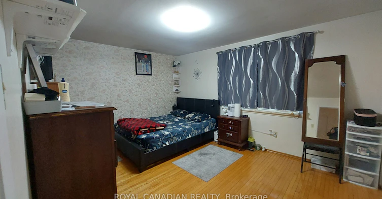 3677 Woodruff Crescent, Mississauga, ON, L4T 1T8 - 10