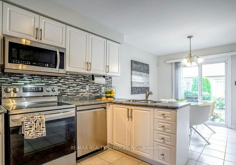 8 Seashell Place, Brampton, ON, L6R 3J4 - 15