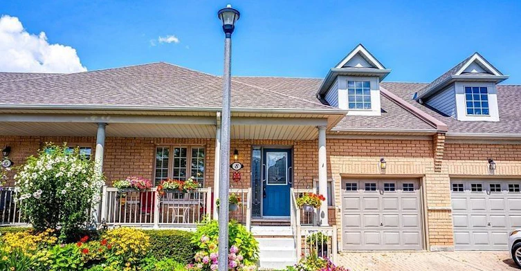 8 Seashell Place, Brampton, ON, L6R 3J4