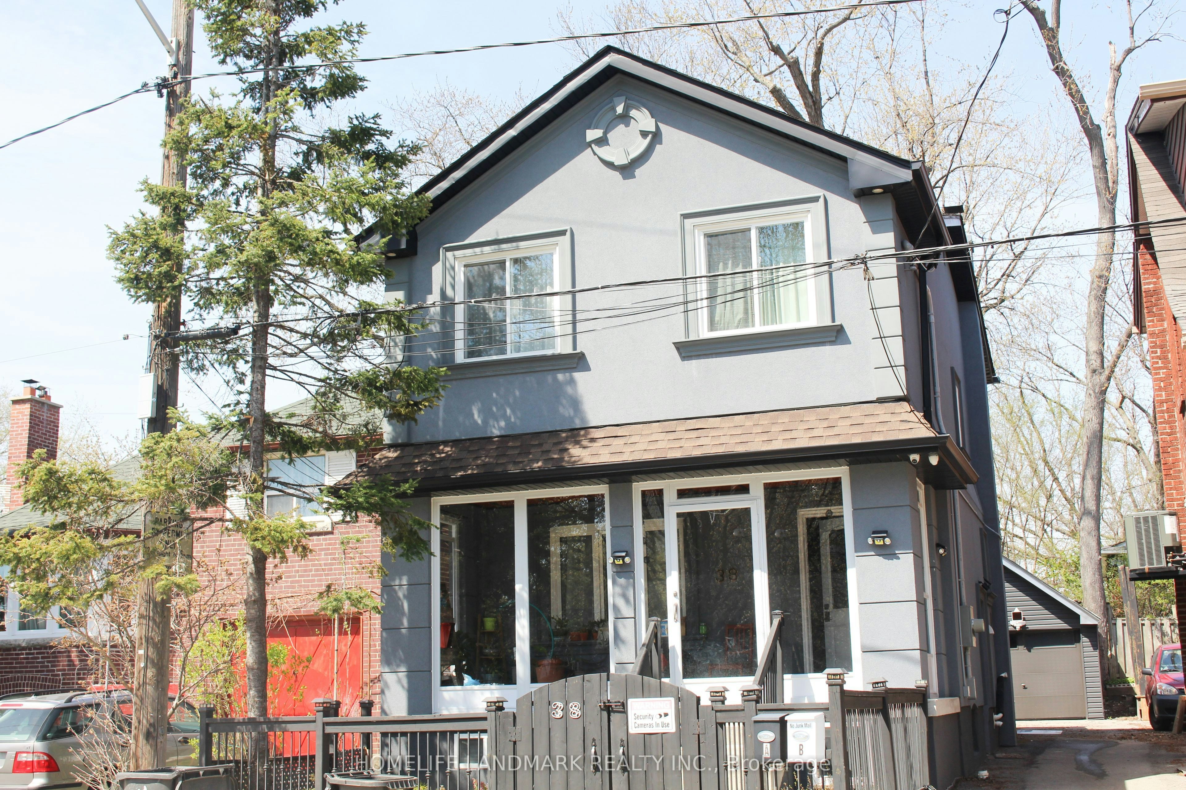 38 Glenvalley Drive, Toronto, ON, M6M 4V9