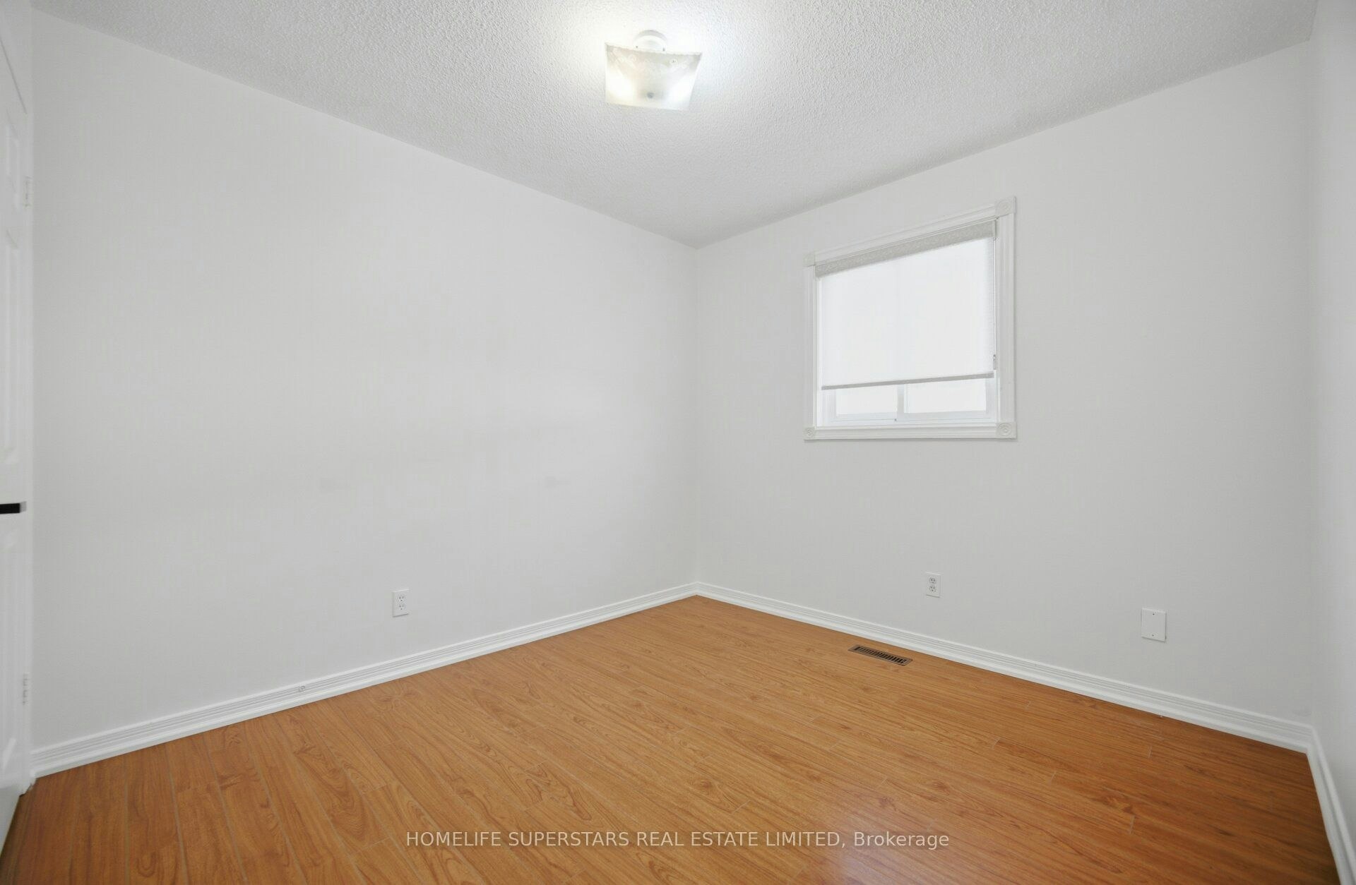 177 Surbray Grove, Mississauga, ON, L5B 2E2 - 17