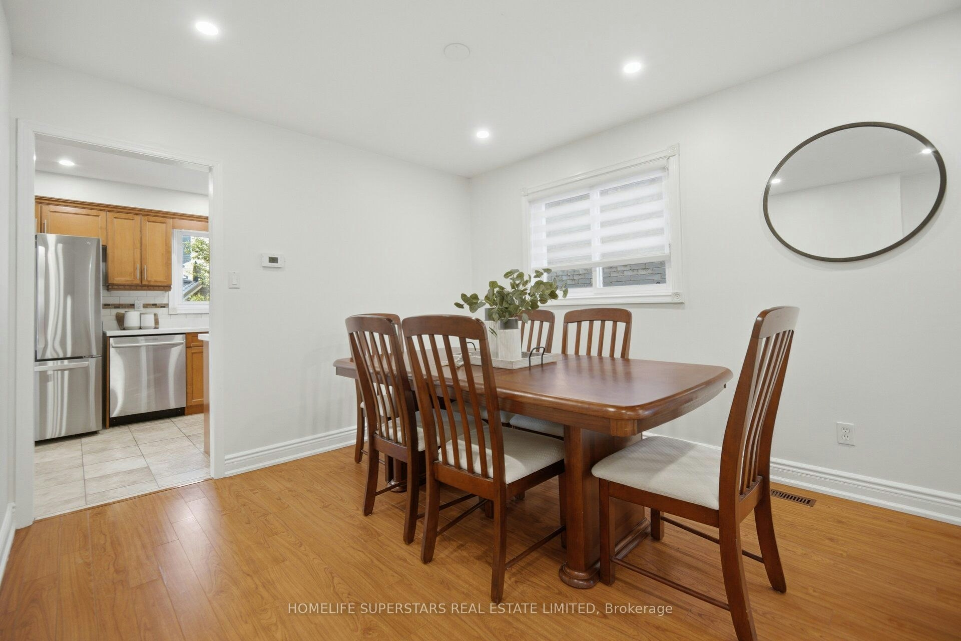 177 Surbray Grove, Mississauga, ON, L5B 2E2 - 7