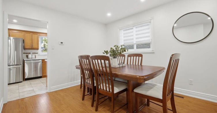 177 Surbray Grove, Mississauga, ON, L5B 2E2 - 7