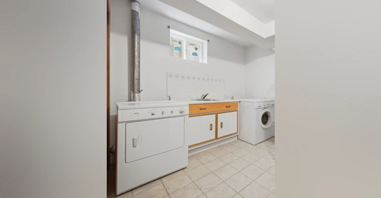 177 Surbray Grove, Mississauga, ON, L5B 2E2 - 22