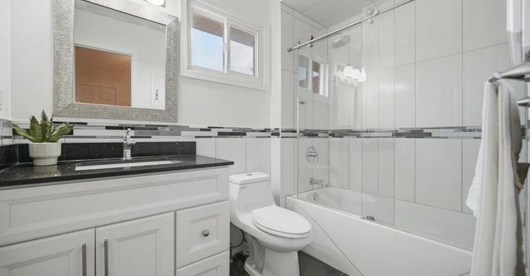 177 Surbray Grove, Mississauga, ON, L5B 2E2 - 18