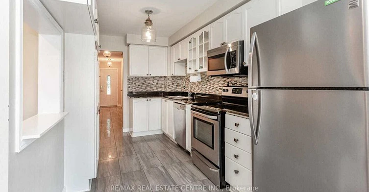 Upper-1051 Blizzard Road, Mississauga, ON, L5V 1T2 - 12