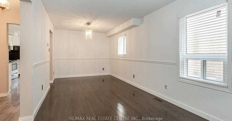 Upper-1051 Blizzard Road, Mississauga, ON, L5V 1T2 - 6