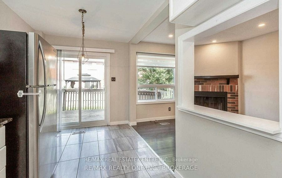 Upper-1051 Blizzard Road, Mississauga, ON, L5V 1T2 - 14