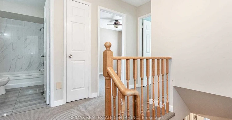 Upper-1051 Blizzard Road, Mississauga, ON, L5V 1T2 - 17