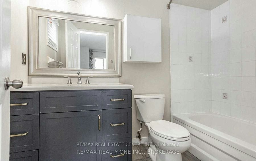 Upper-1051 Blizzard Road, Mississauga, ON, L5V 1T2 - 22