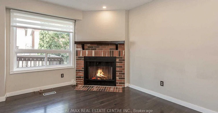 Upper-1051 Blizzard Road, Mississauga, ON, L5V 1T2 - 9