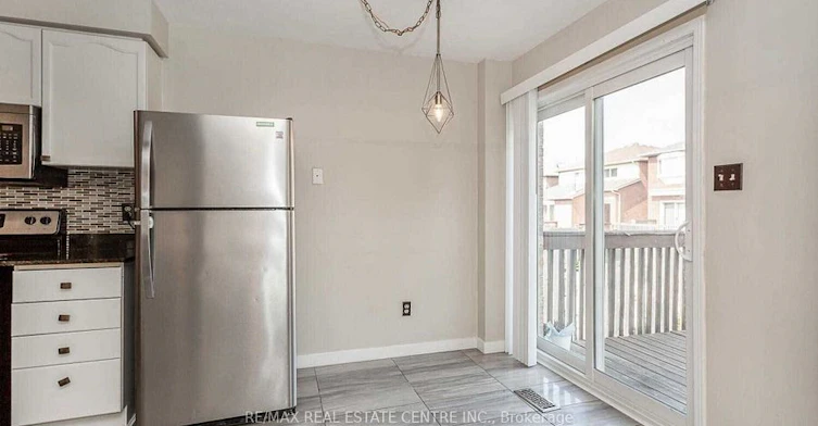 Upper-1051 Blizzard Road, Mississauga, ON, L5V 1T2 - 15