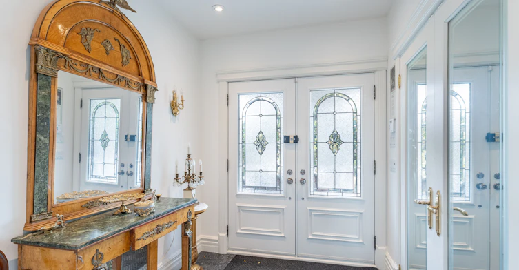 2221 Greenhurst Avenue, Mississauga, ON, L4X 1J5 - 5