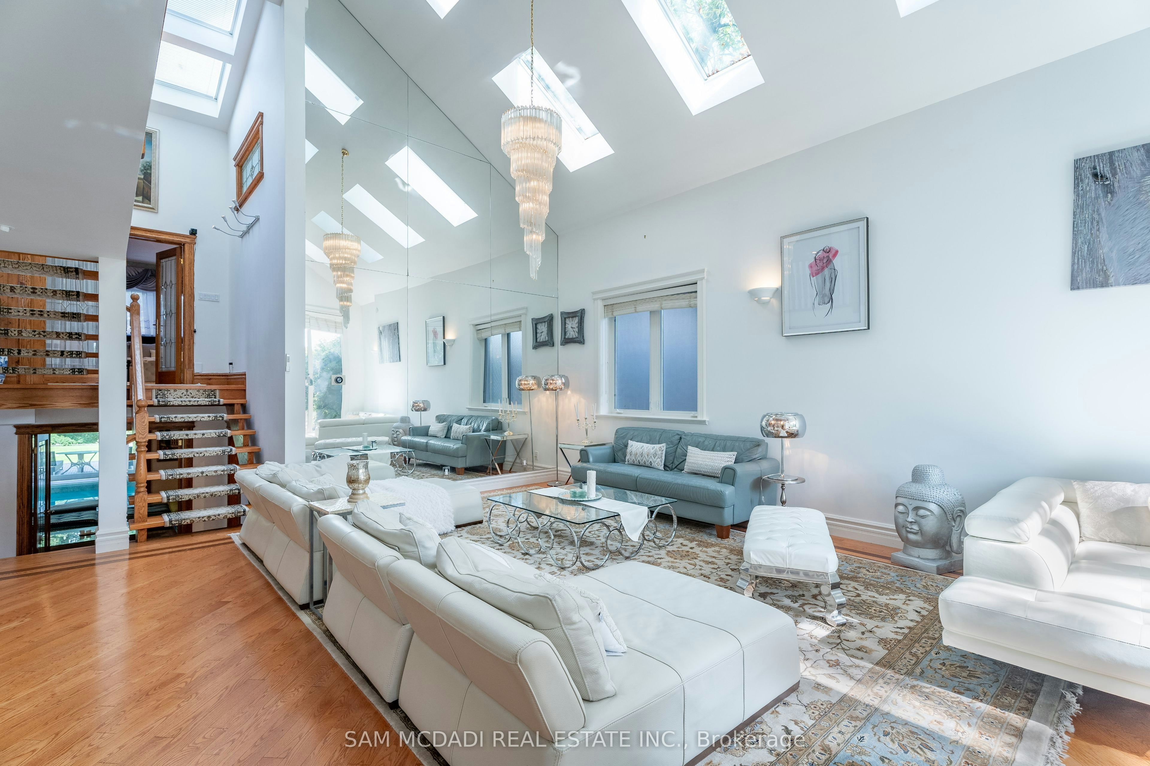 2221 Greenhurst Avenue, Mississauga, ON, L4X 1J5 - 6