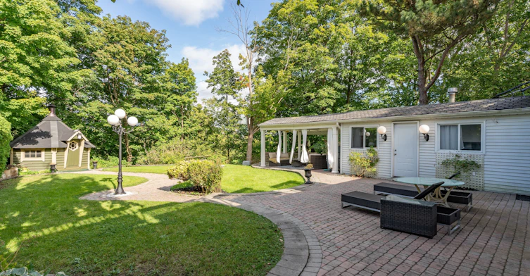 2221 Greenhurst Avenue, Mississauga, ON, L4X 1J5 - 3